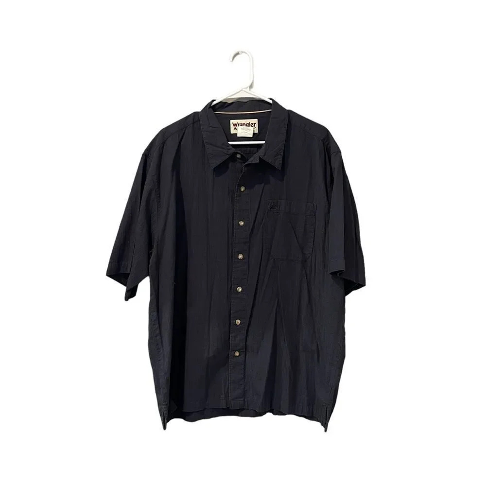 Vintage Men's XL Wrangler Rugged Wear Button Down Navy Blue Shirt